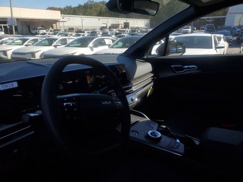 New 2026 Kia Sportage X-Line image 18