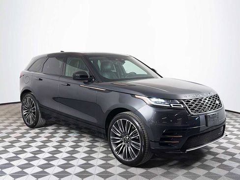 Used 2022 Land Rover Range Rover Velar R-Dynamic S image 3
