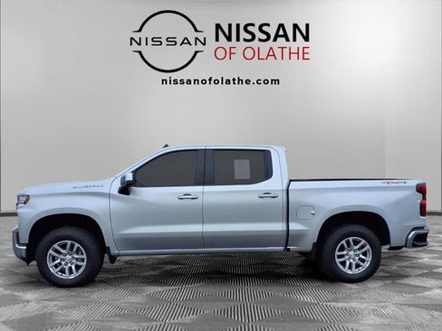 Used 2022 Chevrolet Silverado 1500 LT image 16