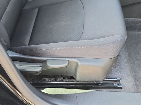 Used 2023 Chevrolet Malibu LT FWD image 12