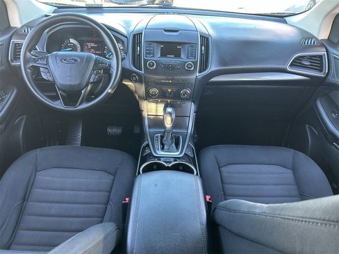 Used 2016 Ford Edge SE image 12