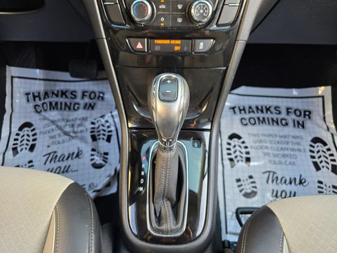 Used 2018 Buick Encore Preferred FWD image 32