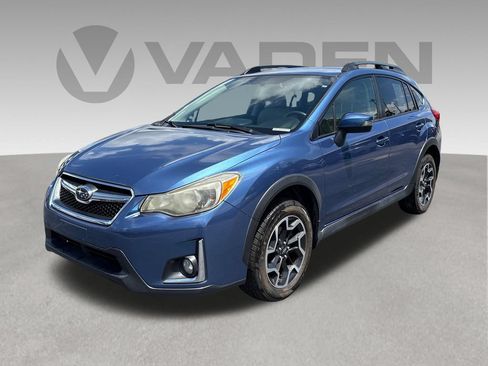 Used 2017 Subaru Crosstrek 2.0i Limited w/ Popular Package #2 AWD/4WD image 1