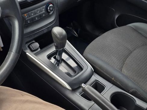 Used 2019 Nissan Sentra S FWD image 26