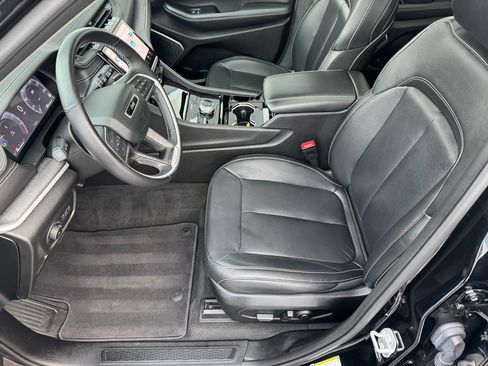 Used 2022 Jeep Grand Cherokee L Limited image 9