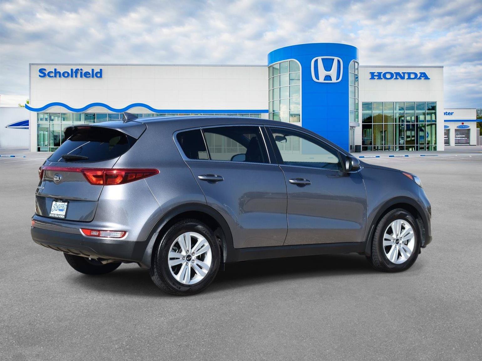 Used 2018 Kia Sportage LX FWD image 3
