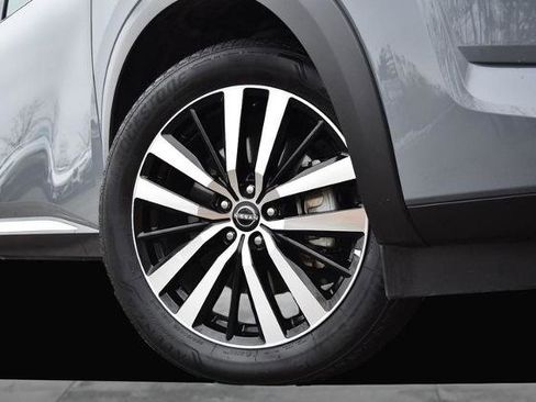 Certified 2024 Nissan Pathfinder Platinum w/ Cargo Package image 3