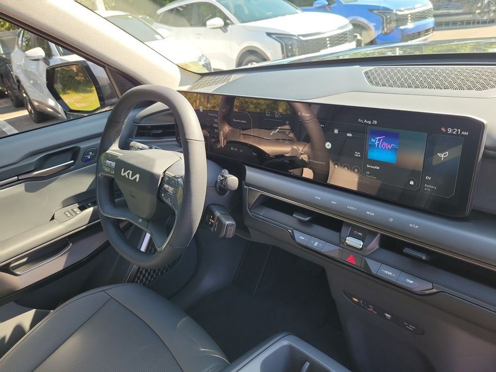 New 2026 Kia EV9 Light RWD image 8