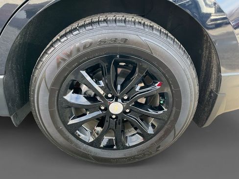 Used 2020 Chevrolet Equinox LT image 8