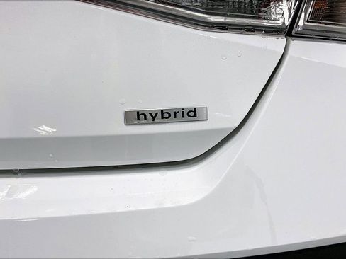 Certified 2025 Hyundai Elantra SEL image 39