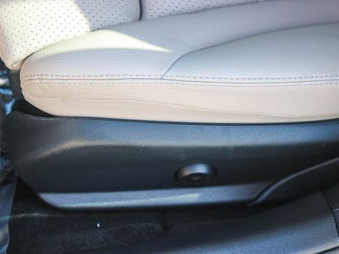 Used 2021 Mercedes-Benz C 300 Sedan image 22