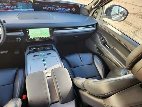 New 2025 Lincoln Navigator L Reserve w/ Jet Appearance Package image 12