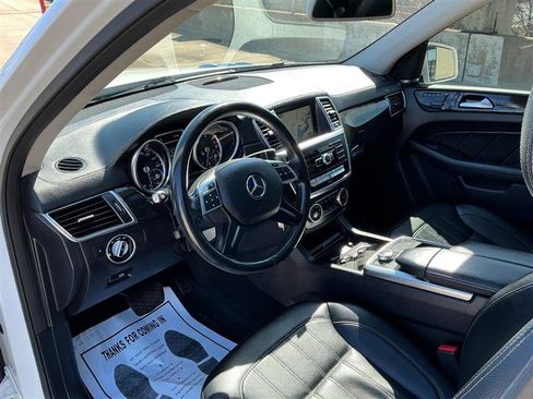 Used 2016 Mercedes-Benz GL 450 4MATIC image 30