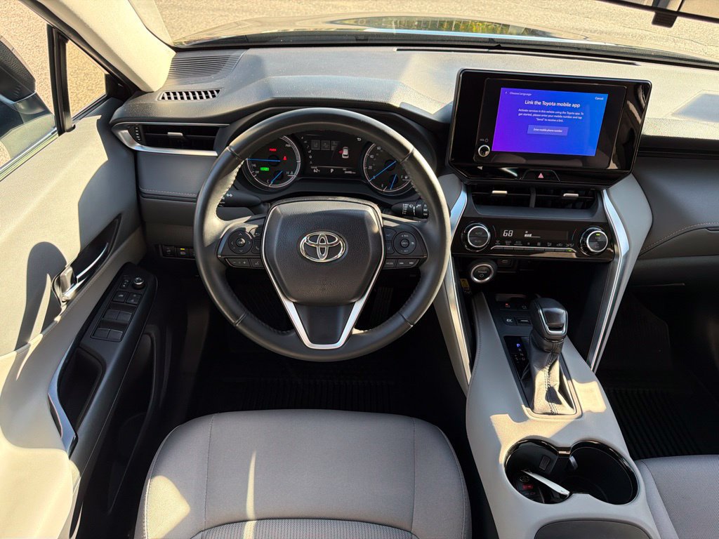 Used 2023 Toyota Venza LE AWD/4WD image 23