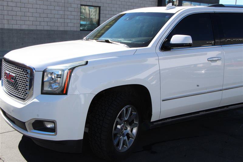 Used 2016 GMC Yukon Denali w/ Open Road Package AWD/4WD image 5