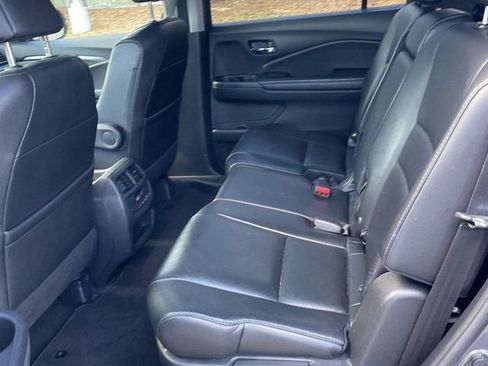 Used 2017 Honda Pilot EX-L image 10