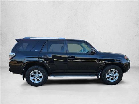 Used 2016 Toyota 4Runner SR5 Premium RWD image 4
