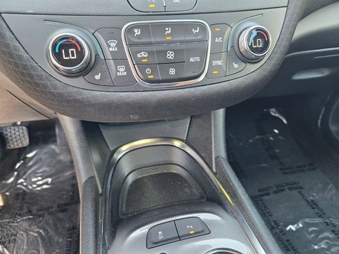 Used 2024 Chevrolet Malibu LT FWD image 15