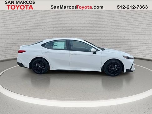 New 2026 Toyota Camry SE image 4