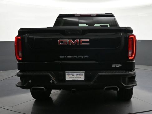 Used 2023 GMC Sierra 1500 SLT w/ SLT Premium Plus Package AWD/4WD image 4