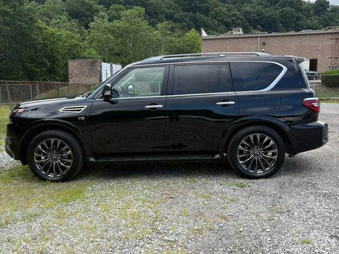 Used 2022 Nissan Armada Platinum w/ Captain's Chairs Package AWD/4WD image 6