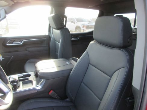 New 2026 GMC Sierra 1500 SLT w/ SLT Premium Plus Package image 12