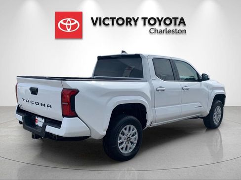 New 2026 Toyota Tacoma SR5 image 7