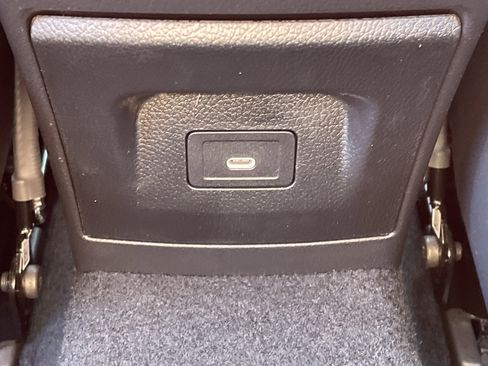 New 2026 Mercedes-Benz CLA 35 AMG AMG CLA 35 4MATIC Coupe image 37