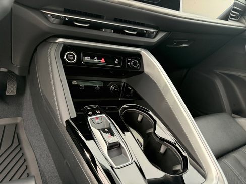 New 2025 Audi Q5 Prestige image 20