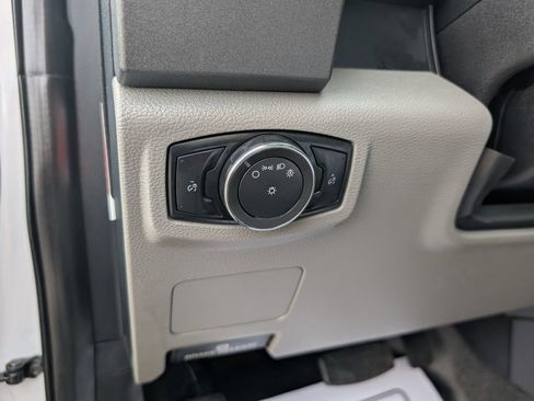 Used 2017 Ford F450 XL w/ Power Equipment Group image 20