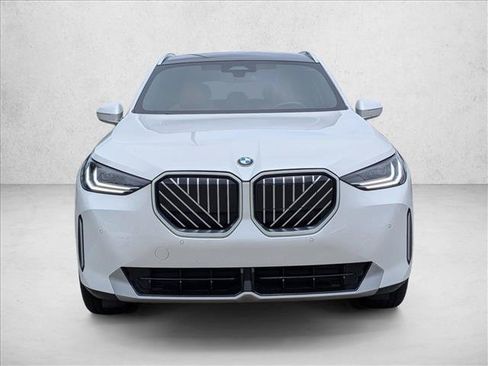 Used 2025 BMW X3 xDrive30i w/ Convenience Package AWD/4WD image 2