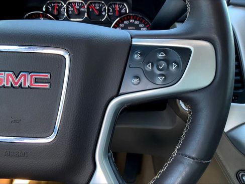 Used 2015 GMC Yukon SLT w/ HD Trailering Package image 24