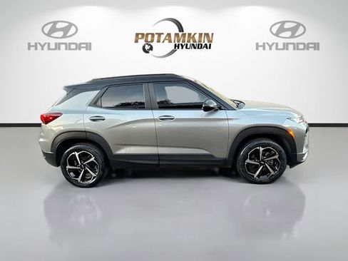 Used 2023 Chevrolet TrailBlazer RS w/ Convenience Package image 4