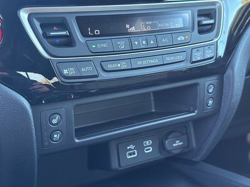 New 2026 Honda Ridgeline Black Edition image 10