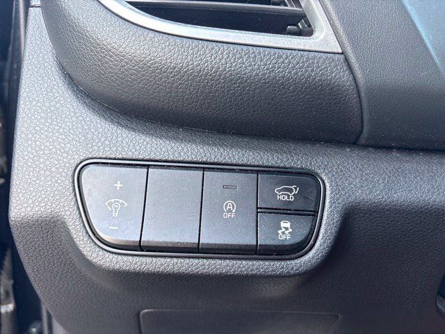 Certified 2025 Kia Seltos EX AWD/4WD image 23