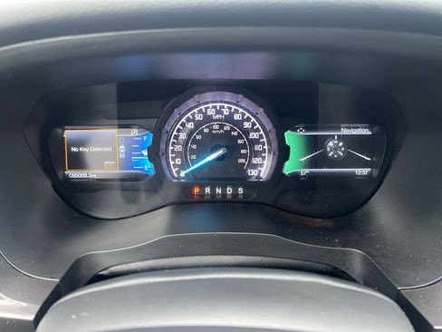 Used 2019 Ford Ranger Lariat w/ Equipment Group 501A Mid image 23