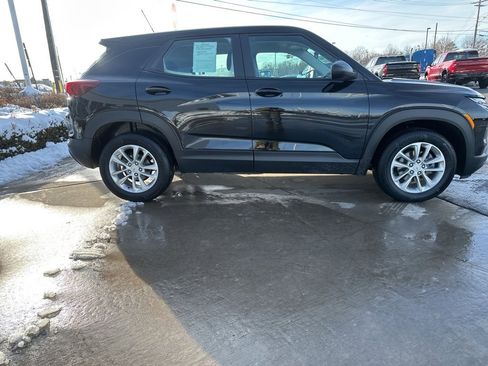 Used 2024 Chevrolet TrailBlazer LS image 4