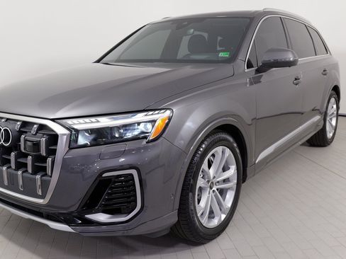 Used 2025 Audi Q7 3.0T Prestige w/ Prestige Package image 5
