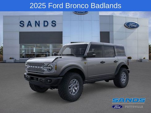 New 2025 Ford Bronco Badlands image 1