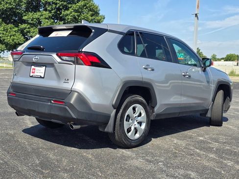 Certified 2023 Toyota RAV4 LE AWD/4WD image 19