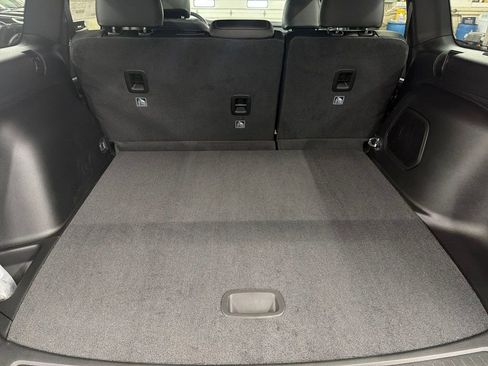 New 2026 Jeep Grand Cherokee Limited image 24