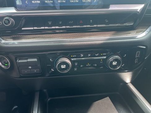 Used 2024 Chevrolet Silverado 2500 LT image 24