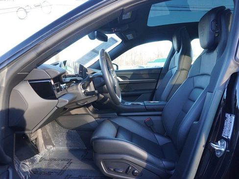 Used 2023 Porsche Taycan 4 Cross Turismo image 36