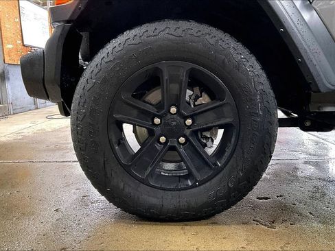 Used 2021 Jeep Wrangler Unlimited Sport AWD/4WD image 9