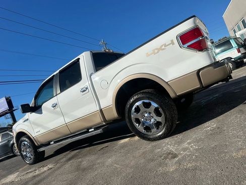 Used 2011 Ford F150 Lariat w/ Lariat Chrome Pkg image 4