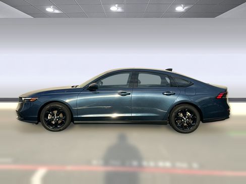 Certified 2025 Honda Accord SE image 2