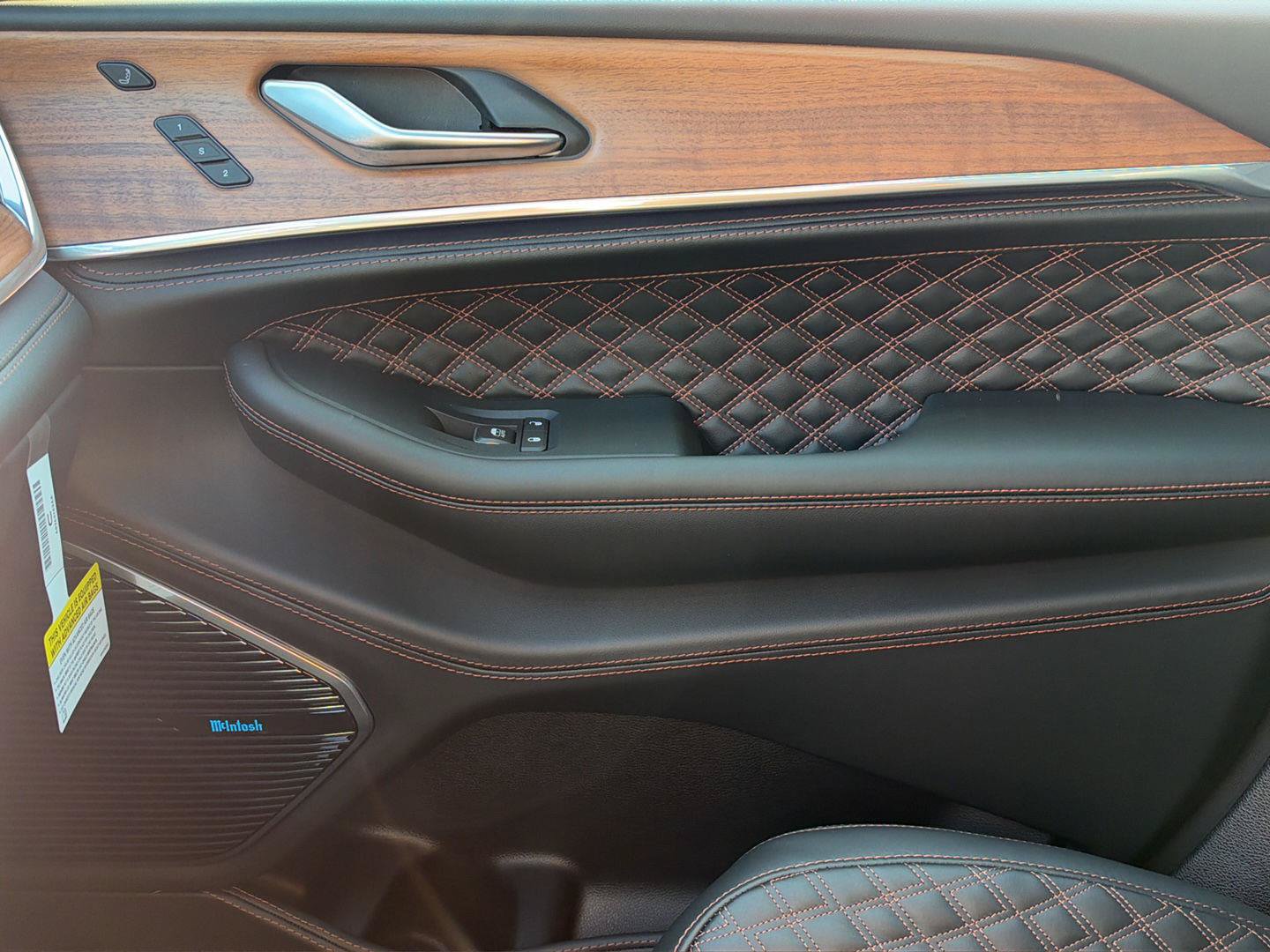 New 2027 Jeep Grand Cherokee Summit AWD/4WD image 22
