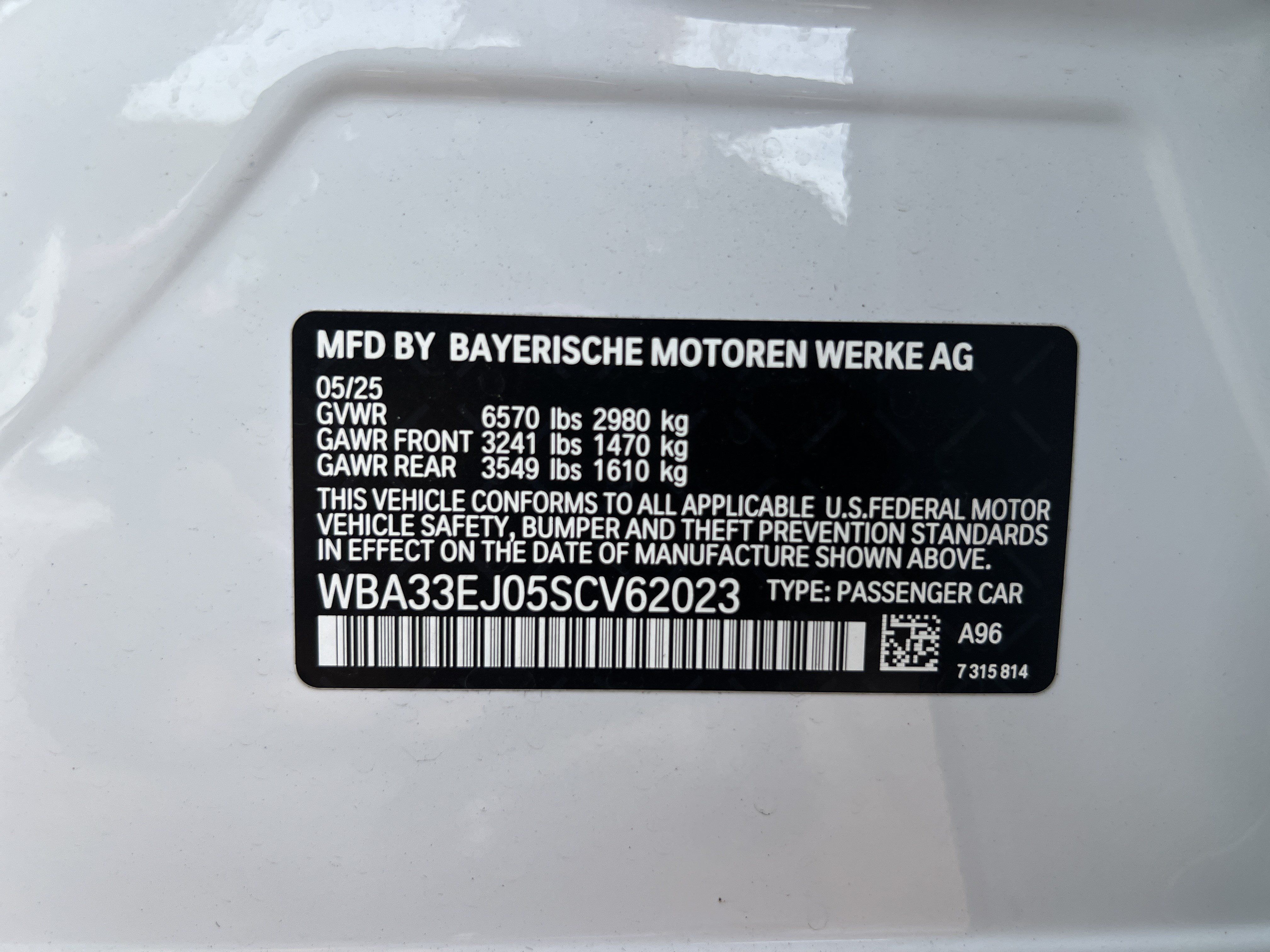 Certified 2025 BMW 760i xDrive AWD/4WD image 33