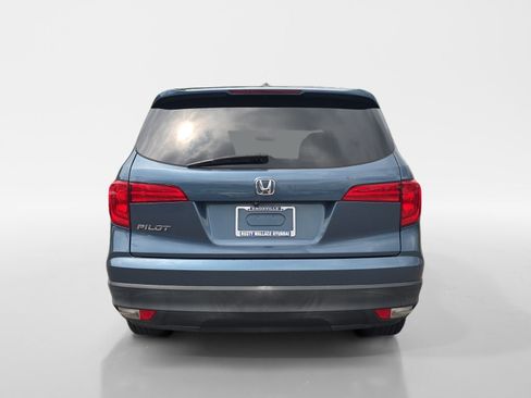 Used 2016 Honda Pilot EX image 4
