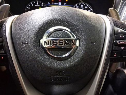 Used 2021 Nissan Maxima SR w/ Sport Mat Group image 5